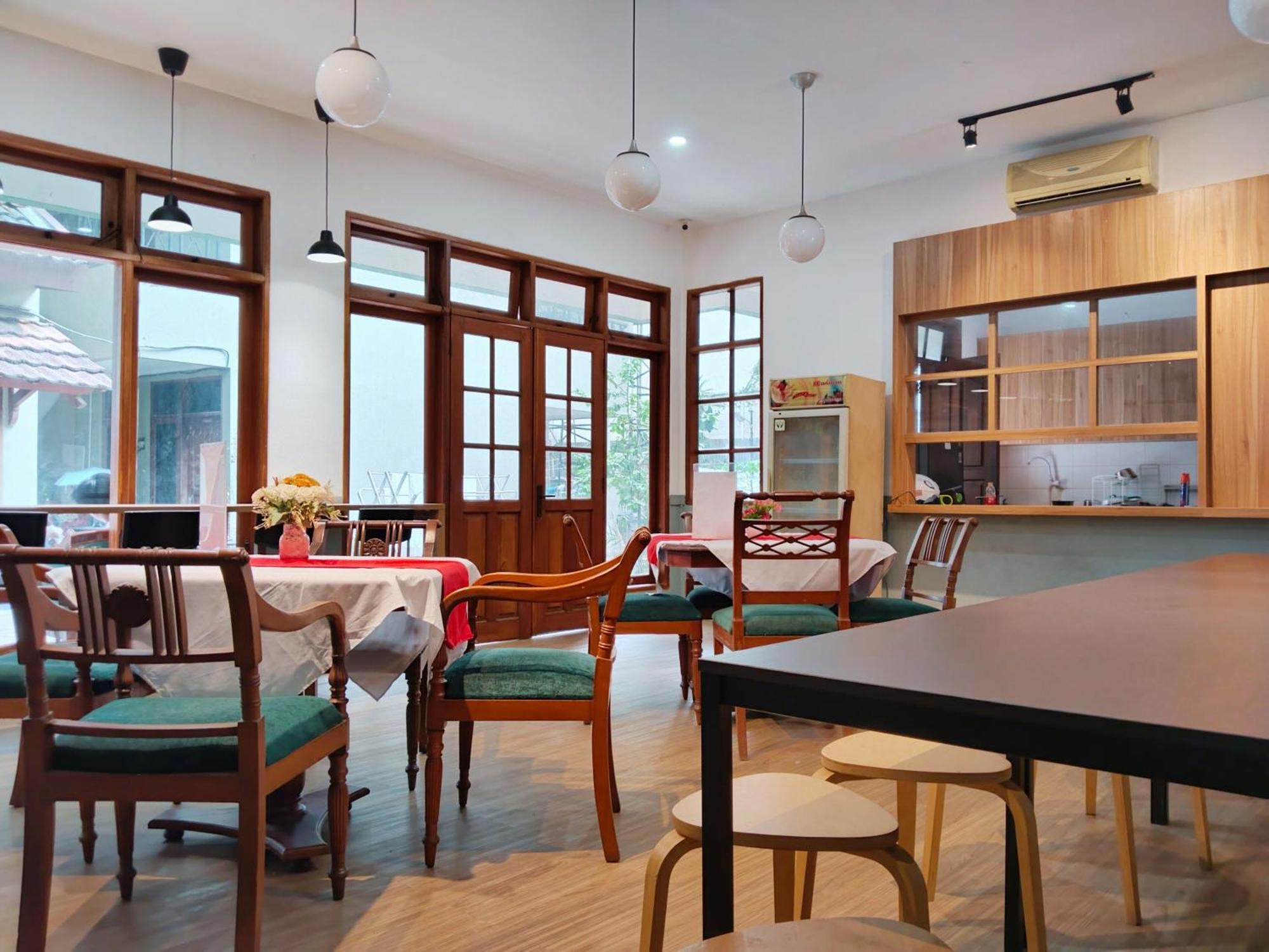 Dekuningan House By Avalon *