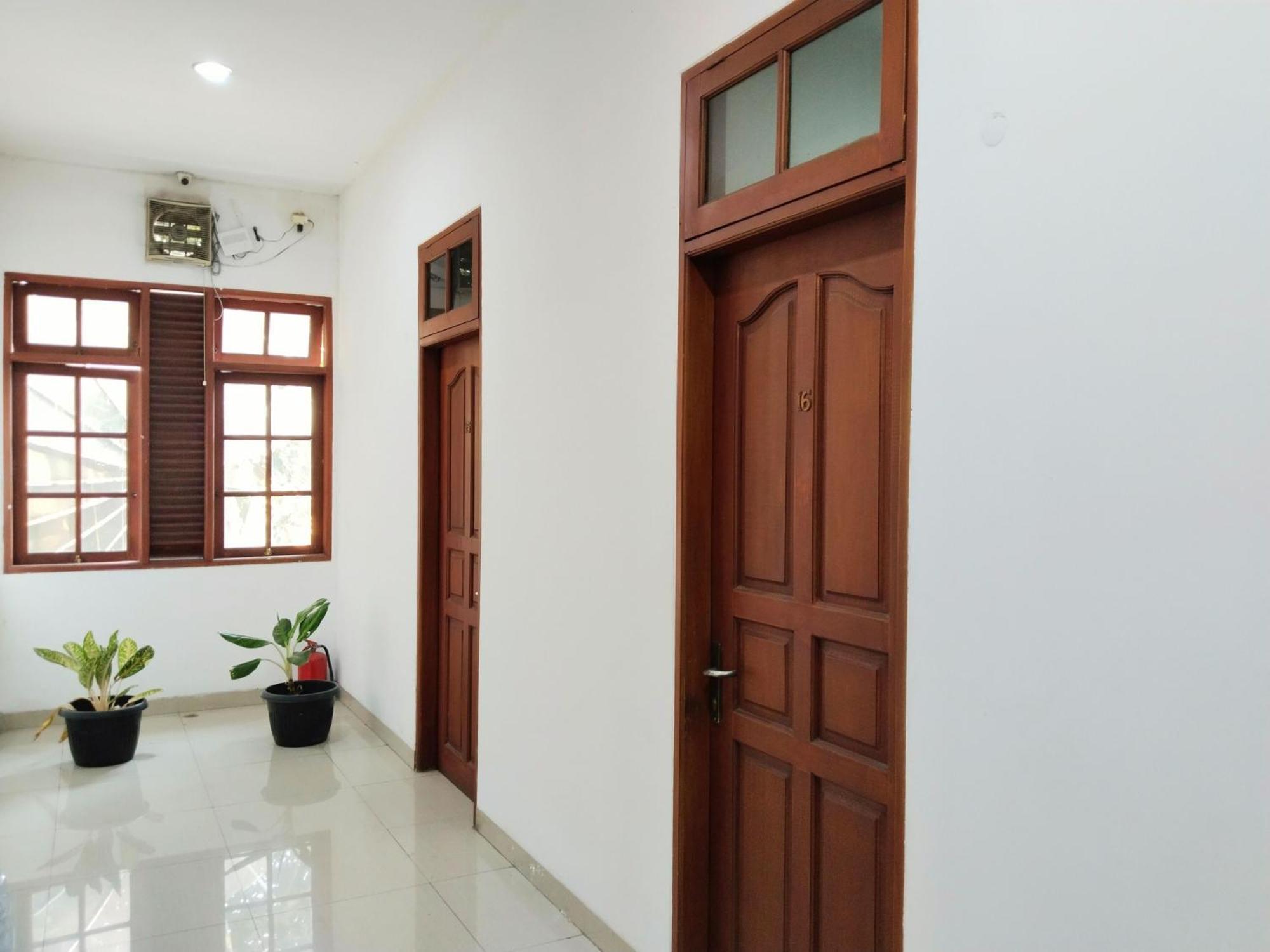 Dekuningan House By Avalon * Jakarta