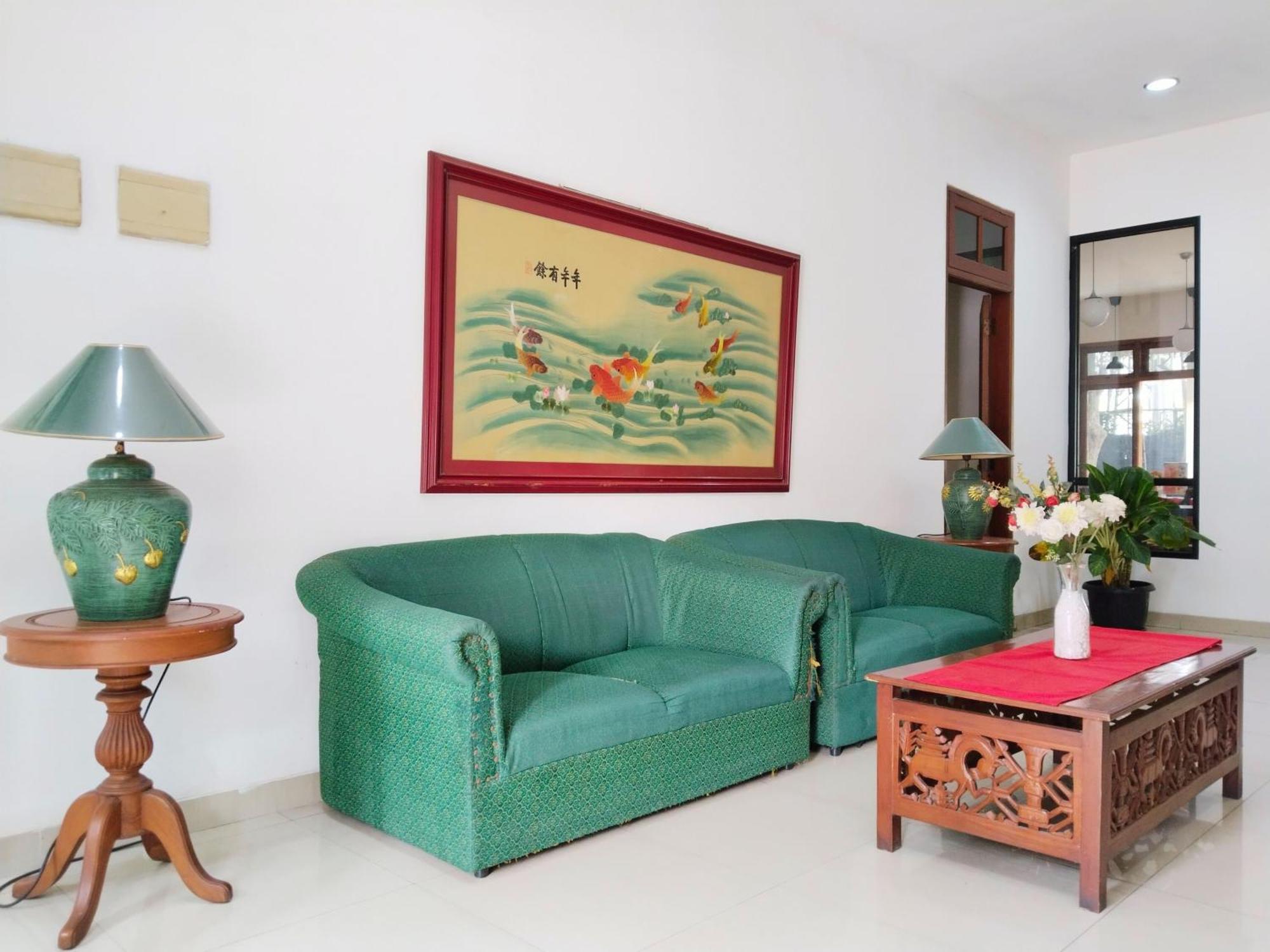 Guest house Dekuningan House By Avalon *