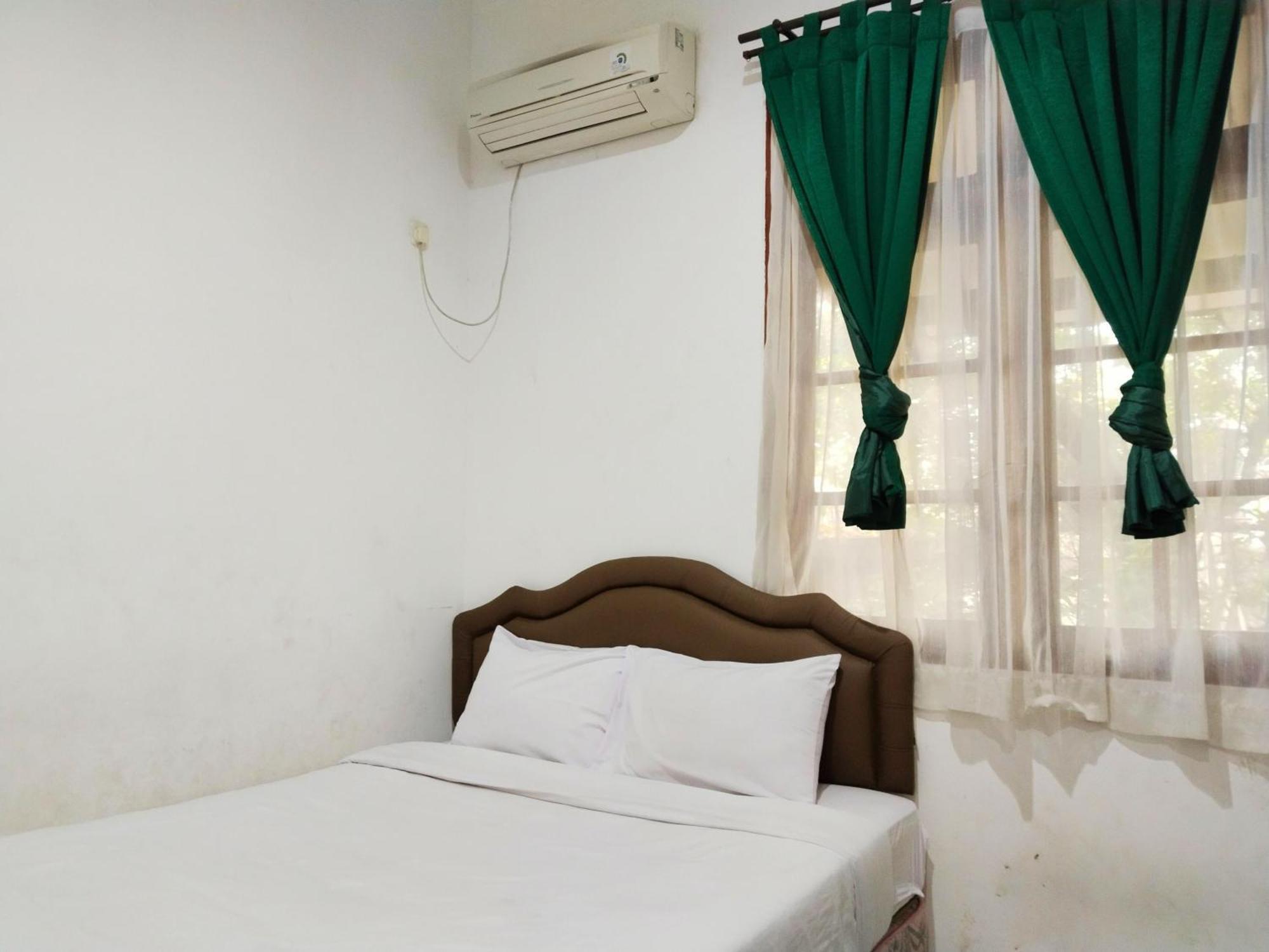 Dekuningan House By Avalon Guest house *