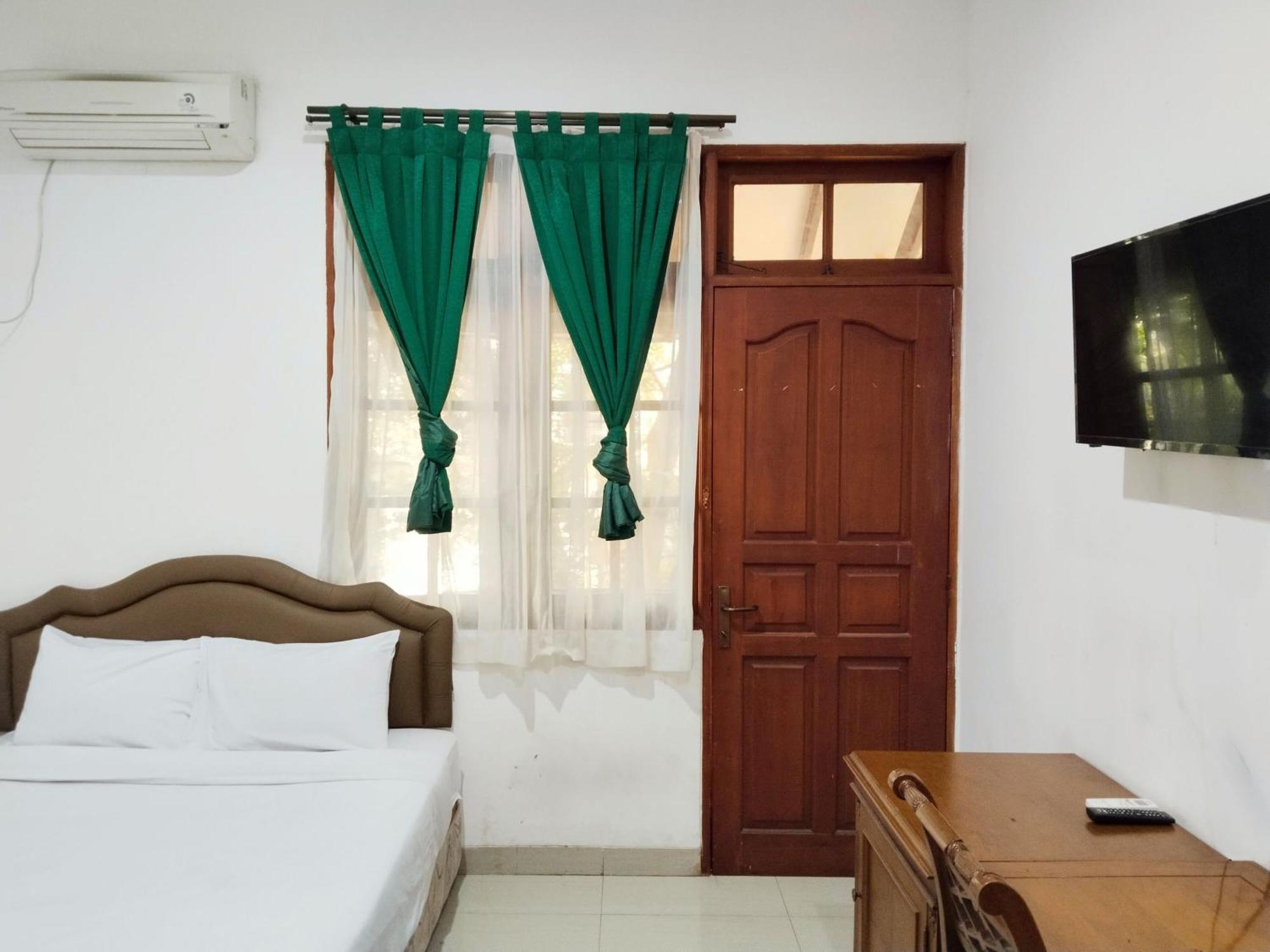 Dekuningan House Guest house